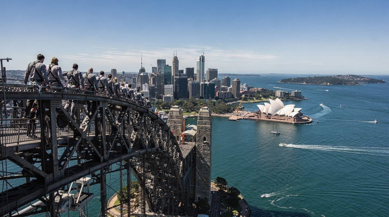 BridgeClimb vs Pylon Lookout — which is worth it? — Honest comparison of BridgeClimb (AUD 270+) vs the free Pylon Lookout on Sydney 