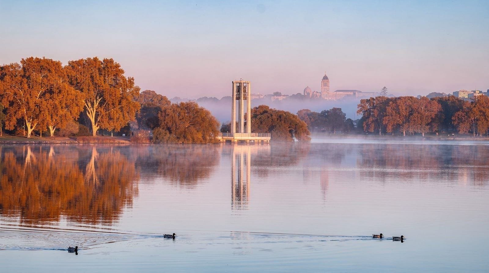 Canberra day trip from Sydney — museums, politics, and honest advice — Canberra day trip from Sydney — drive and coach options, Parliament House, Austr