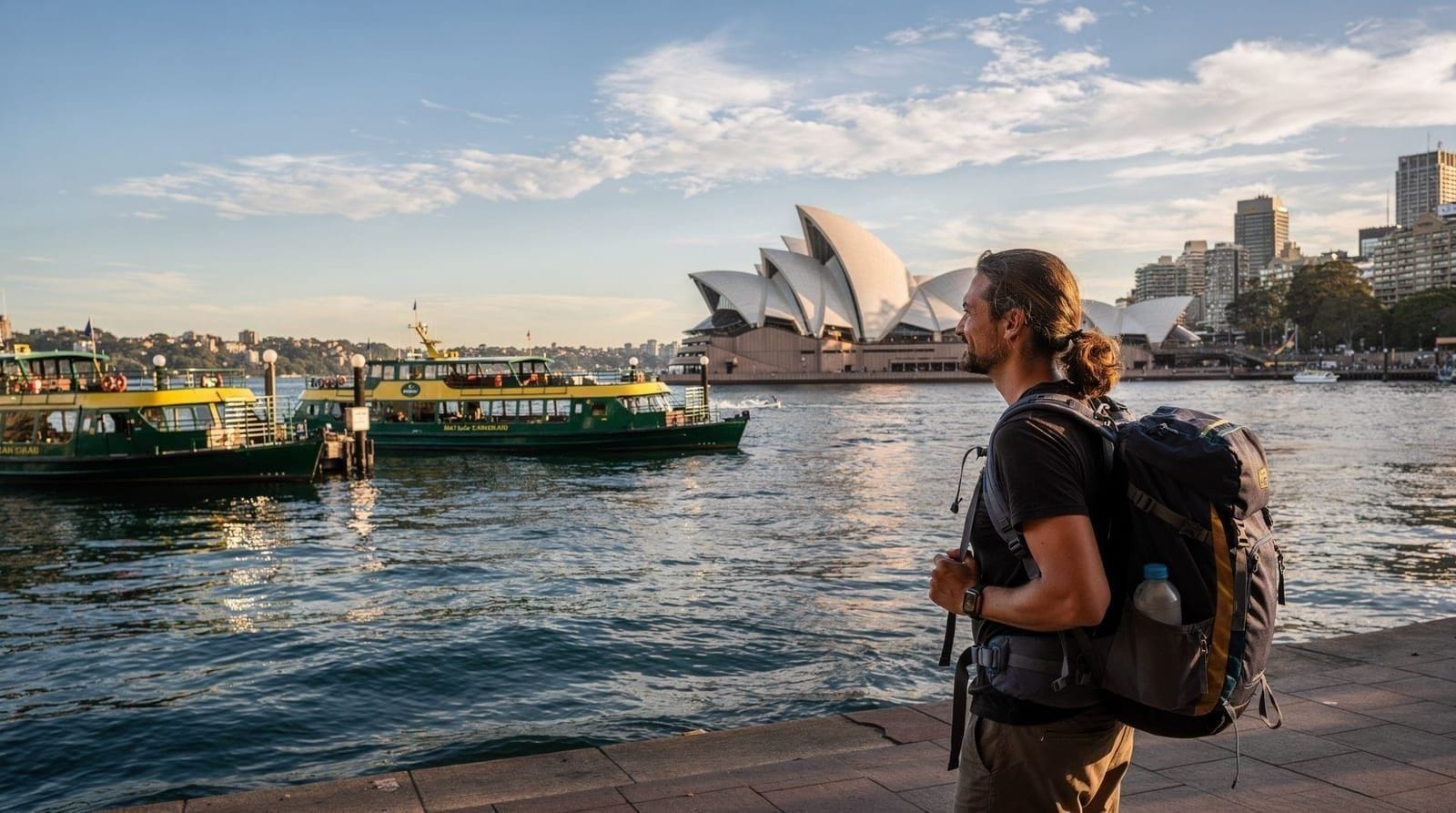 Sydney travel tips — practical advice for first-time visitors — Practical Sydney travel tips for 2026: Opal card, transport, tipping, safety, vi