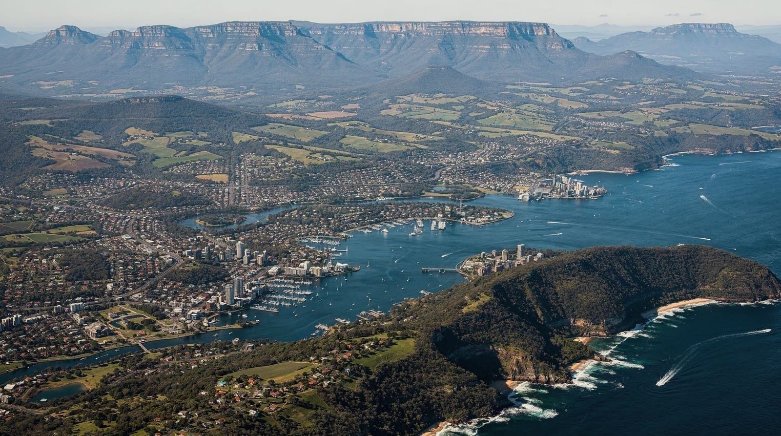 Sydney 7 days — city plus surroundings — 7 days — moderate — mid-range